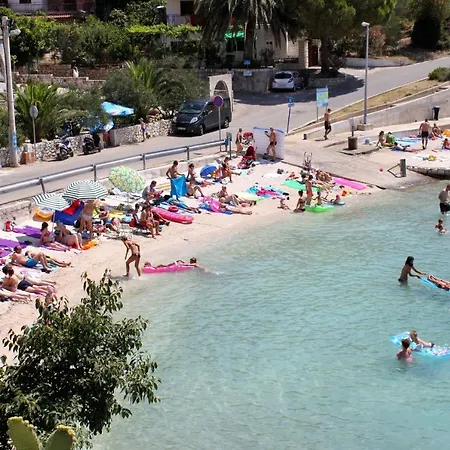 Apartments By The Sea Businci, Ciovo - 9450 *