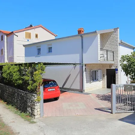 Apartment Apartments By The Sea Businci, Ciovo - 9450 Trogir