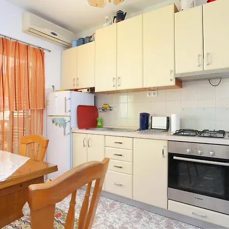 Apartments By The Sea Businci, Ciovo - 9450 Apartment Trogir