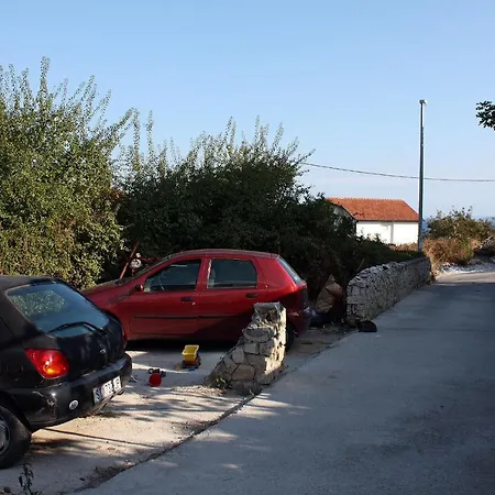 Apartman By The Sea Businci, Ciovo - 4668 Trogir